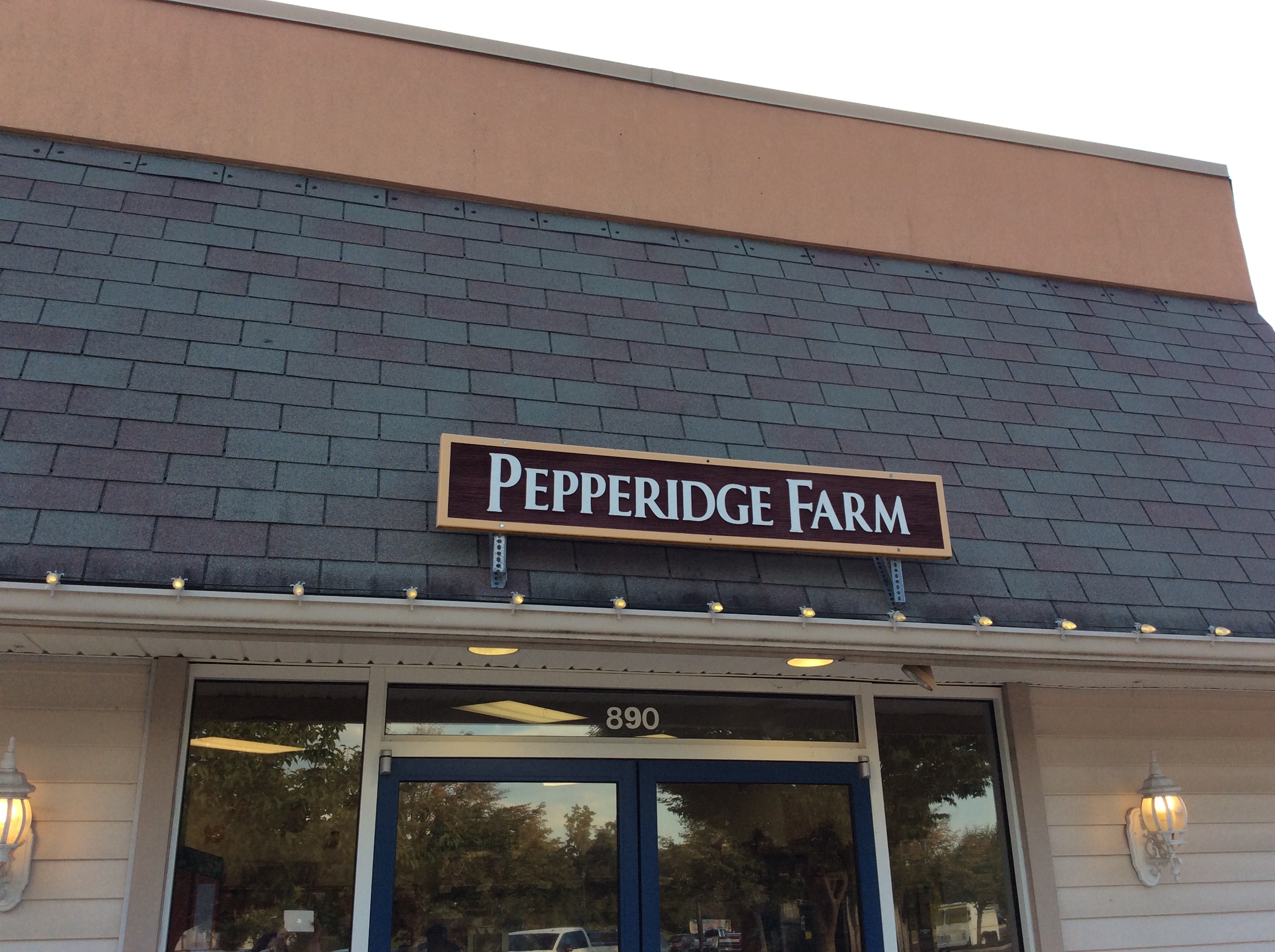 Pepperidge farm outlet gettysburg pa ship saves