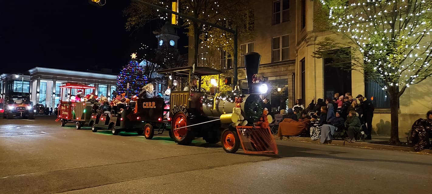 Chambersburg Christmas Parade November 19, 2022 SHIP SAVES